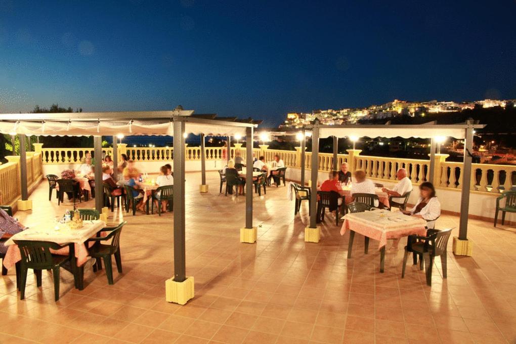 Hotel Incontro بيسْكيتْشّي المظهر الخارجي الصورة
